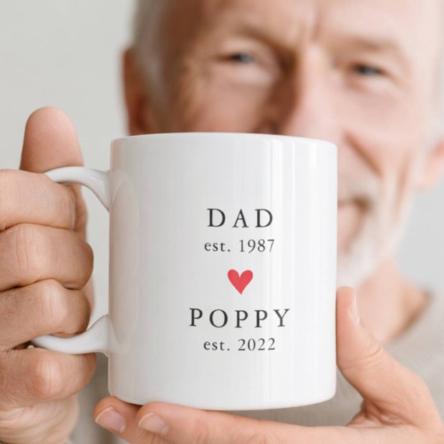 Moderner Vater | Mohnjahr Osten. Tasse (Von Creator hochgeladen)