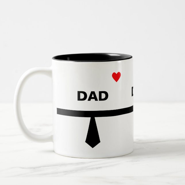 Moderner Vater Neck Tie on Black & White Zweifarbige Tasse (Links)