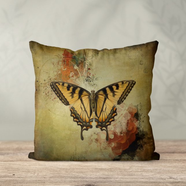 Moderner Vintager Frack Butterfly Kissen (Von Creator hochgeladen)