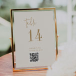 Moderner, Vintager Gold QR Code Tischnummer<br><div class="desc">Diese moderne schicke Vintage QR Code Tischnummer eignet sich perfekt für eine einfache Hochzeit. Das neutrale Boho-Design zeichnet sich durch eine einzigartige und stilvolle böhmische Typografie in minimaler Gold- und Elfenbeinfarbe aus. Die Karte druckt auf der Vorder- und Rückseite (beidseitig). Verwenden Sie den Bar-Code, um auf Ihr Menü zu verlinken,...</div>