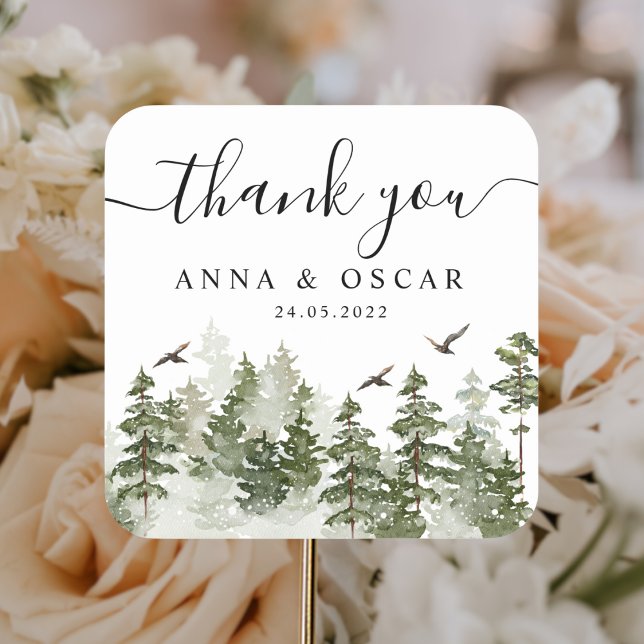 Moderner Winterwald mit Schnee Quadratischer Aufkleber (Von Creator hochgeladen)