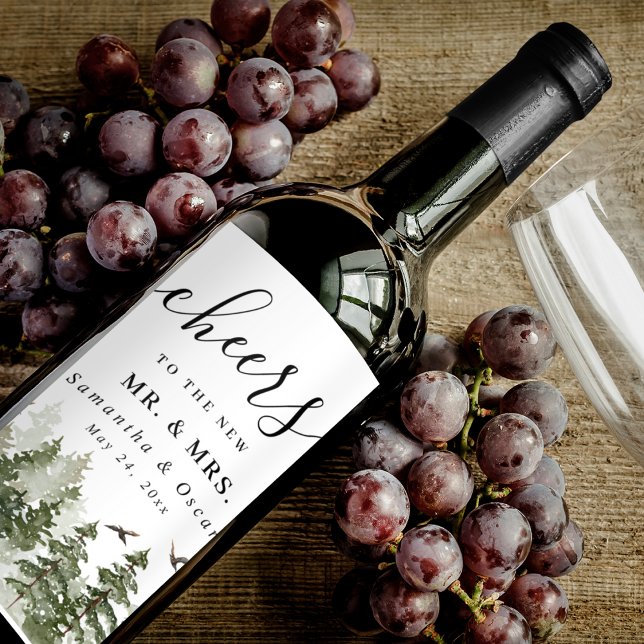 Moderner Winterwald mit Schnee Weinetikett (Von Creator hochgeladen)