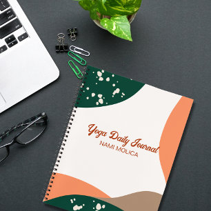 Modernes Abstraktes Green Terra Cotta Yoga Studio Notizbuch