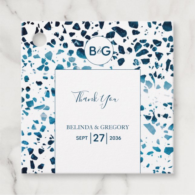 Modernes Abstraktes Terrazzo Mosaic Blue Wedding G Geschenkanhänger (Vorderseite)