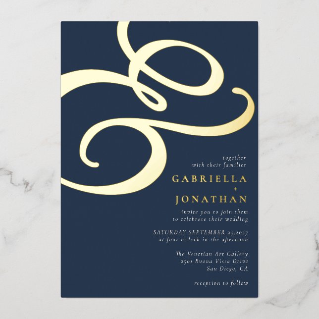 Modernes Ampersand Blue Wedding Gold Folieneinladung (Vorderseite)