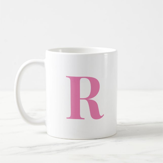 Modernes Anfangsbuchstabe Personalisiert rosa Mono Kaffeetasse (Links)