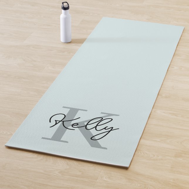 Modernes Aqua Blue Monogram Script Yogamatte (Beispiel)