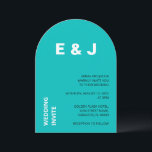 Modernes Aqua Turquoise Hochzeit Einladung<br><div class="desc">An der Vorderseite dieser modernen Hochzeitseinladungskarte stehen Schwarz-Weiß-Schriftzeichen auf einem hellen türkisfarbenen Aqua-Hintergrund. Auf der Rückseite der Karte ist das Aqua türkis schlicht und hell. Eine schöne Hochzeitseinladungskarte,  die einfach online personalisiert werden kann,  bevor sie bestellt wird.</div>