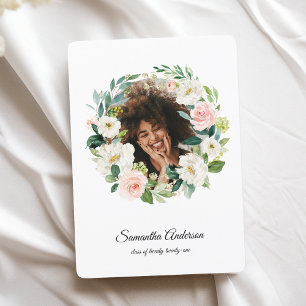 Modernes Aquarell Blumenkranz Foto Abschluss Einladung