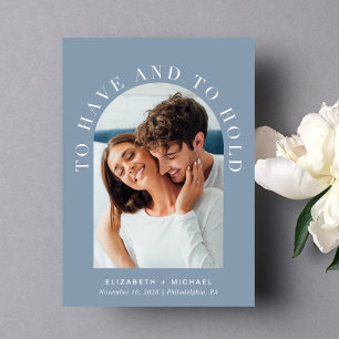 Modernes Arch Foto Dusty Blue Wedding Einladung