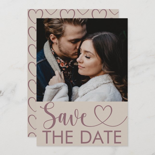 Modernes Beige & Maroon Foto & Herz Save the Date (Vorne/Hinten)
