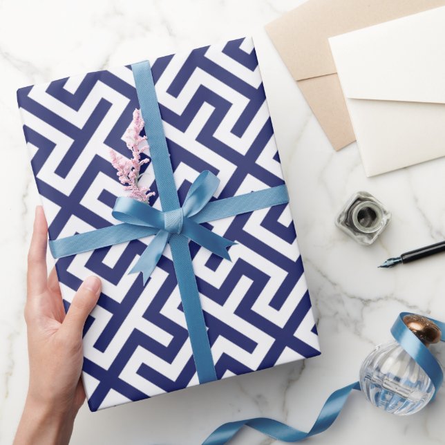 Modernes blaues abstraktes geometrisches geschenkpapier (Schenken)