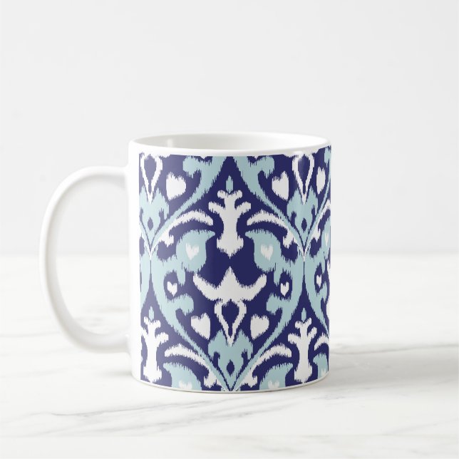 Modernes blaues und weißes girly ikat Stammes- Kaffeetasse (Links)