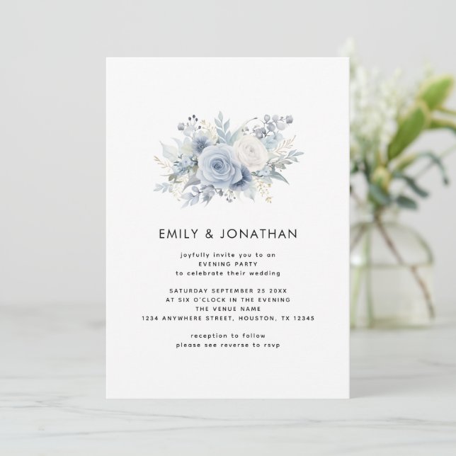 Modernes Blue Florals QR Code Wedding Abend Party Einladung (Stehend Vorderseite)