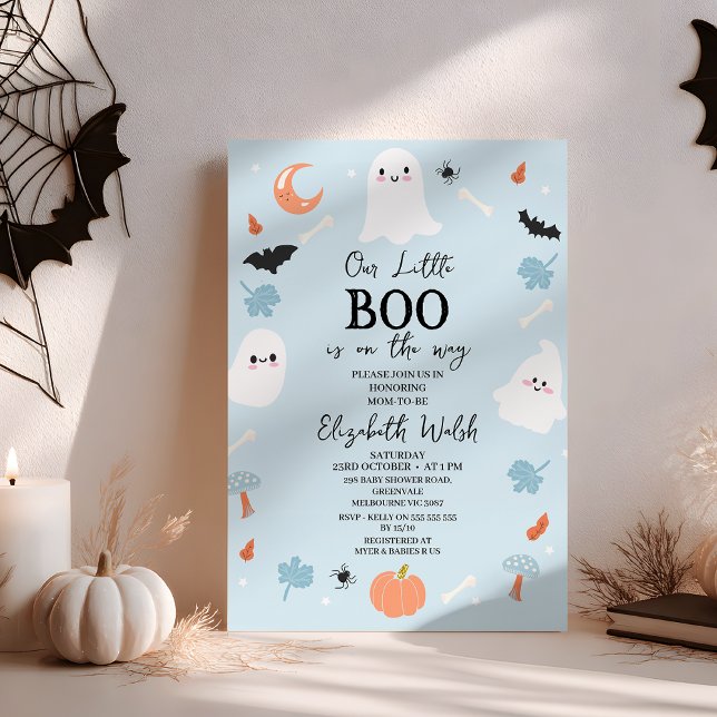 Modernes Blue Halloween Little Boo Baby Dusche Einladung (A Little Boo is Almost Due Baby Shower Invitation, Little Boo Is Due Halloween Baby Shower Invite

)