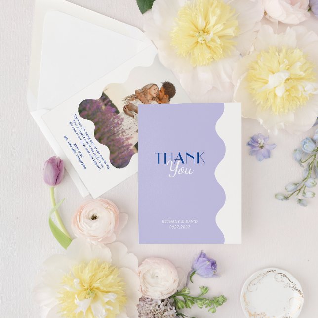 Modernes Blue Lavender Wave Border Foto Wedding Dankeskarte (Von Creator hochgeladen)