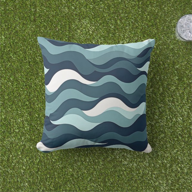 Modernes Blue Ocean Waves Küstengewehrkissen Kissen (Golfball-Marker)