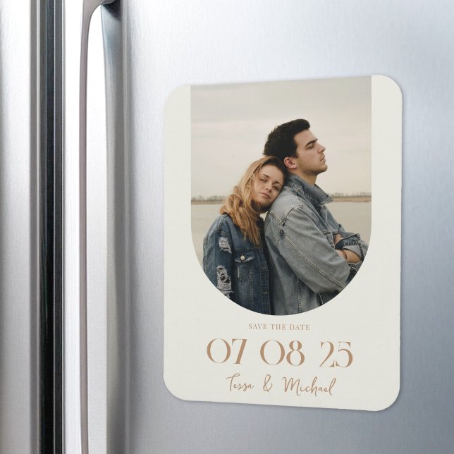 Modernes Boho Arch Foto Ivory Tan Save the Date Magnet (Von Creator hochgeladen)