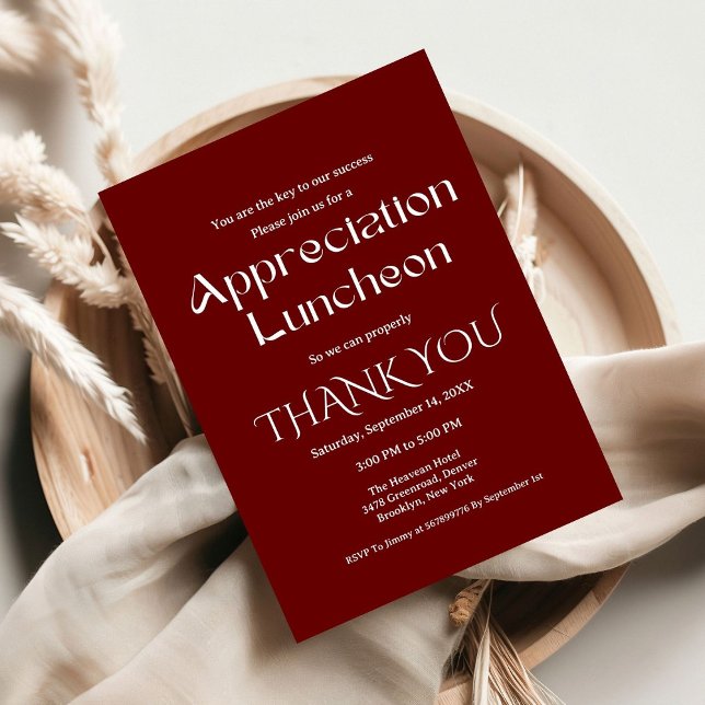 Modernes bordeauxfarbenes Party dankbares Party Einladung (Von Creator hochgeladen)