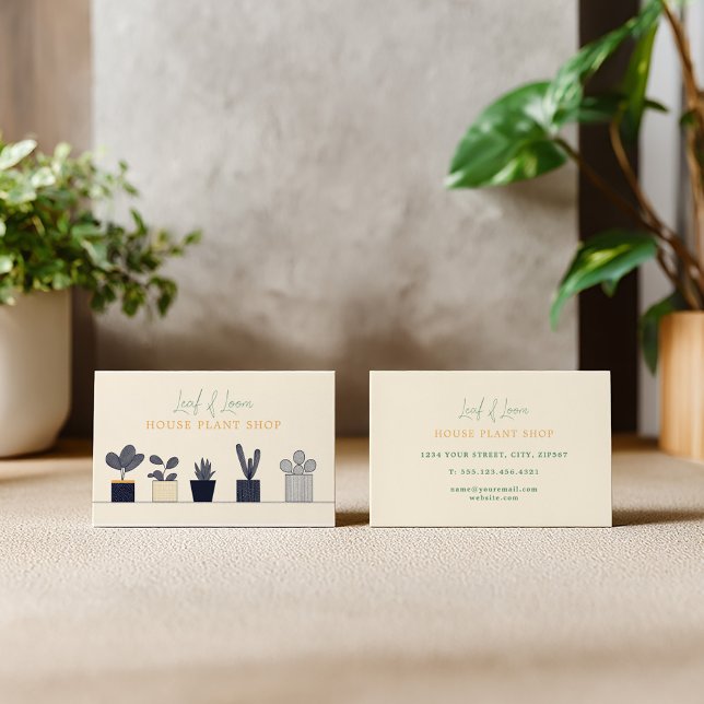 Modernes Botanisches Haus Pflanze Shop Spaß Visitenkarte (Modern botanical-themed business card. Featuring a charming lineup of potted plants.)