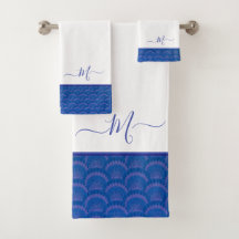 Modernes Coastal Blue White Seashell Monogram
