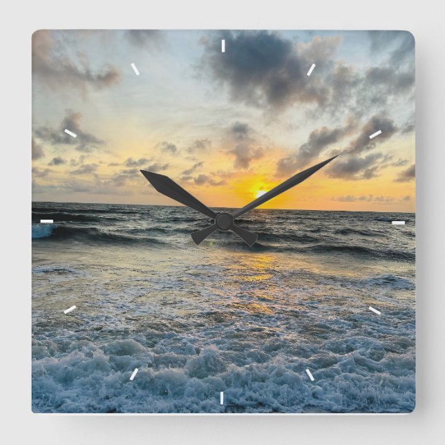 Modernes Cutom Foto Minze Simple Love Gift Square Quadratische Wanduhr (Vorderseite)