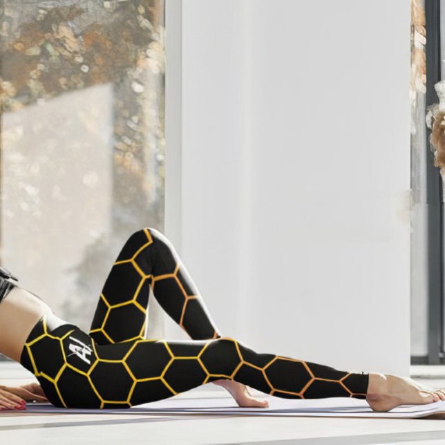 Modernes Design mit Hexagon in schlichtem Schwarz Leggings (Von Creator hochgeladen)
