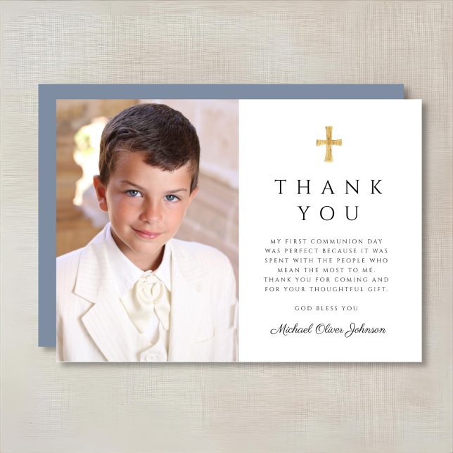 Modernes Dusty Blue Cross Boy First CommunityFoto Dankeskarte (Modern Dusty Blue Cross Boy First Communion Photo Thank You Card)