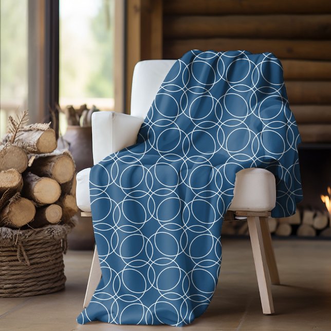 Modernes, einfaches Muster Fleecedecke (fleece blanket with blue circle pattern)