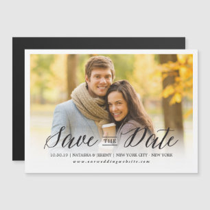 Modernes, einfaches Skript-Save the Date-Foto Magneteinladung