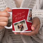 Modernes Elegantes 4 Foto Collage Familiengeschenk Kaffeetasse<br><div class="desc">Moderne Elegant 4 Foto Collage Familiengeschenk Riesenkaffee Tasse. Klicken Sie auf die Schaltfläche Bearbeiten,  um dieses Design mit Ihren eigenen Fotos und Texten anzupassen. Die rote Hintergrundfarbe kann geändert werden.</div>