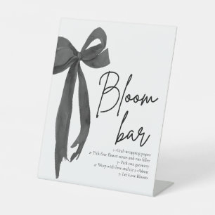 Modernes elegantes Black Bow Bloom Bar Sign Sockelschild