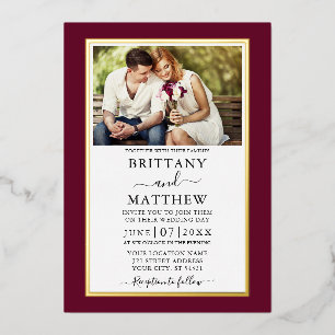 Modernes, elegantes Burgunder Foto Wedding Gold Folieneinladung