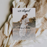 Modernes, elegantes Foto, das wir für die Hochzeit Einladung<br><div class="desc">Modernes,  elegantes Foto,  das wir für Hochzeitsfeiern entworfen haben</div>