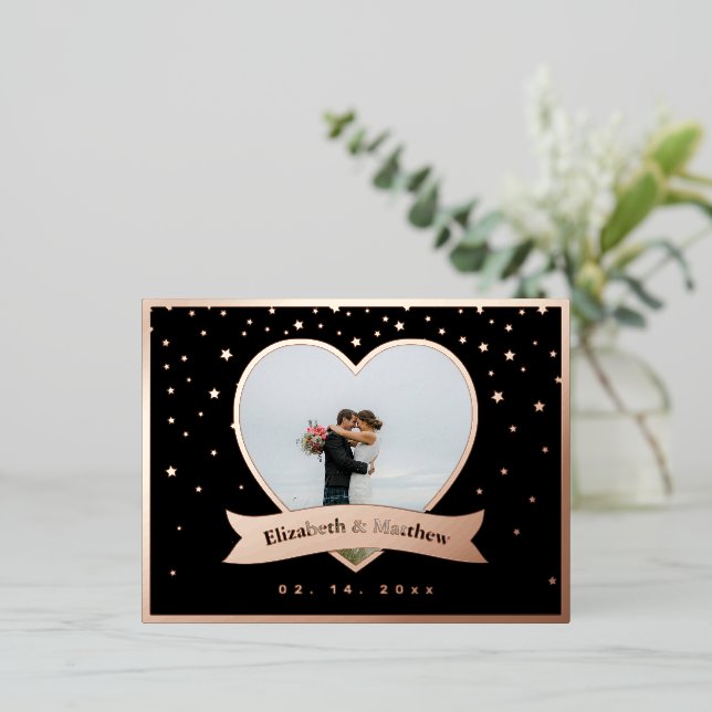 Modernes, elegantes Foto Hochzeit rettet das Datum Folie Einladungspostkarte (Stehend vorne)