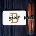 Modernes elegantes Monogramm Name Black Gold Scrip Gepäckanhänger<br><div class="desc">Das moderne elegante Monogram Name Black Gold Script Mouse Pad ist eine stilvolle und funktionelle Ergänzung zu jedem Schreibtisch-Setup. Es zeichnet sich durch einen schlichten schwarzen Hintergrund mit einem eleganten Goldskriptdesign aus, das mit einem Monogramm und einem Namen personalisiert werden kann. Dieses Mauspad bietet nicht nur eine glatte Oberfläche für...</div>