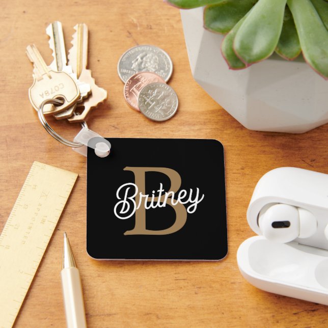 Modernes elegantes Monogramm Name Black Gold Scrip Schlüsselanhänger (Schreibtisch)