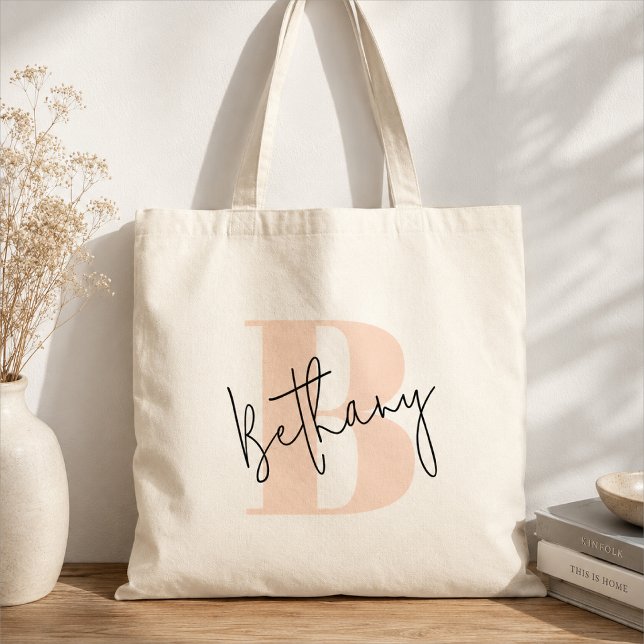 Modernes, elegantes Rosa Monogramm Tragetasche (Custom initial name tote for bridesmaids, teachers, moms, students, errands, and travel.)