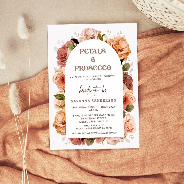 Modernes Fall Floral Petals Prosecco Brautparty Einladung (Modern Floral Fall Petal and Prosecco Bridal Shower Invitation, Arch, Petal Prosecco Invitation)
