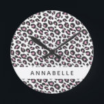 Modernes, farbenfroh gestaltetes Tierdesign Runde Wanduhr<br><div class="desc">Modernes,  farbenfroh gestaltetes Tierdesign. Die Farbe kann auf den Anzug Ihres Zimmers angepasst werden. Teil einer Sammlung.</div>