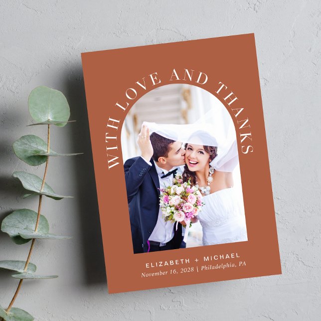 Modernes Foto Arch Dankeskarte (Celebrate your love story with a thank you card showcasing your photo in an elegant arch frame)