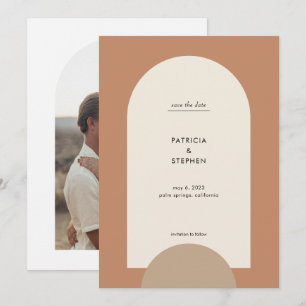 Modernes Foto Boho Arch Wüste Terracotta Sand Save The Date