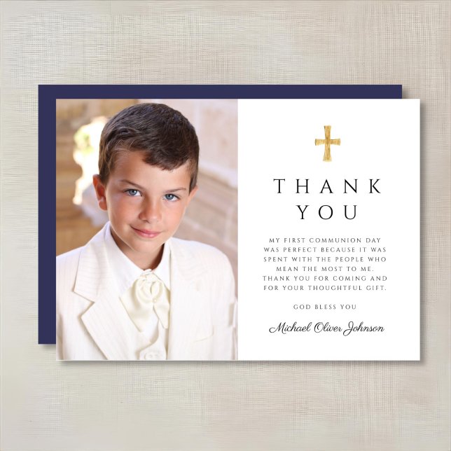 Modernes Foto der Marine Blue Cross Boy Erste Komm Dankeskarte (Modern Navy Blue Cross Boy First Communion Photo Thank You Card)
