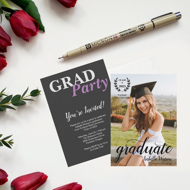 Modernes Foto Elegant Script Grad Party Einladung (Von Creator hochgeladen)