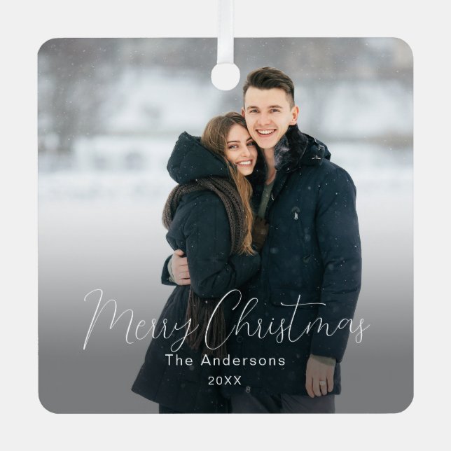 Modernes Foto Frohe Weihnachtsfamilie Name Ornament Aus Metall (Vorderseite)