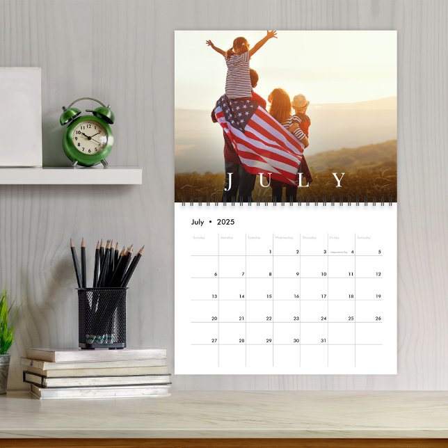 Modernes Foto für Familien Einfach Personalisiert Kalender (Simple and minimalist photo calendar template. )