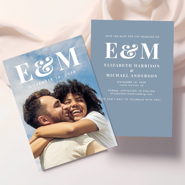 Modernes Foto für große Monogramm-Initialen Save The Date (Von Creator hochgeladen)