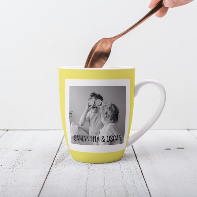 Modernes Foto Gelb Einfach Liebliches Geschenk Milchtasse (Von Creator hochgeladen)