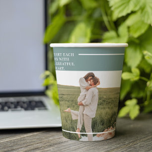 Modernes Foto Grüne Familie Liebliches Geschenk Pappbecher