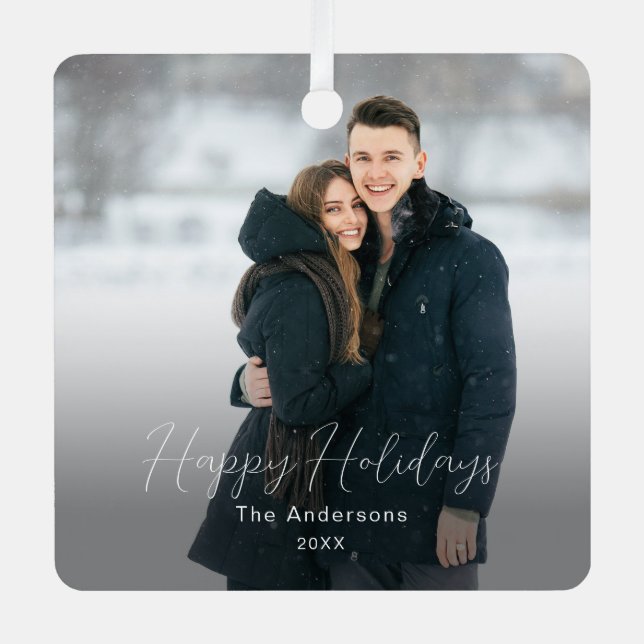 Modernes Foto - Happy Holidays Familienname Ornament Aus Metall (Vorderseite)